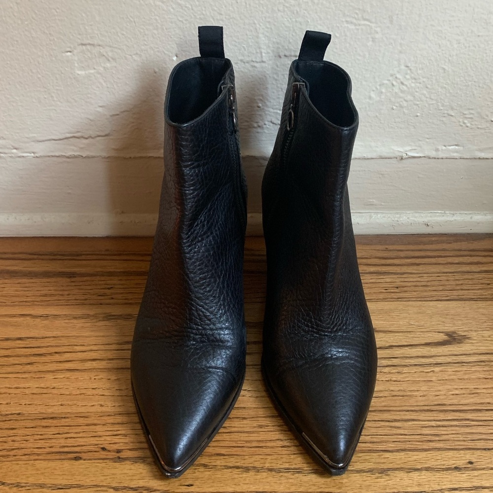 Acne Studios Loma Grained Ankle Boots